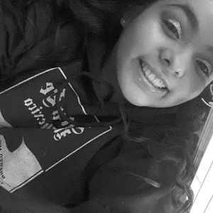 Meet your Posher, Lilly